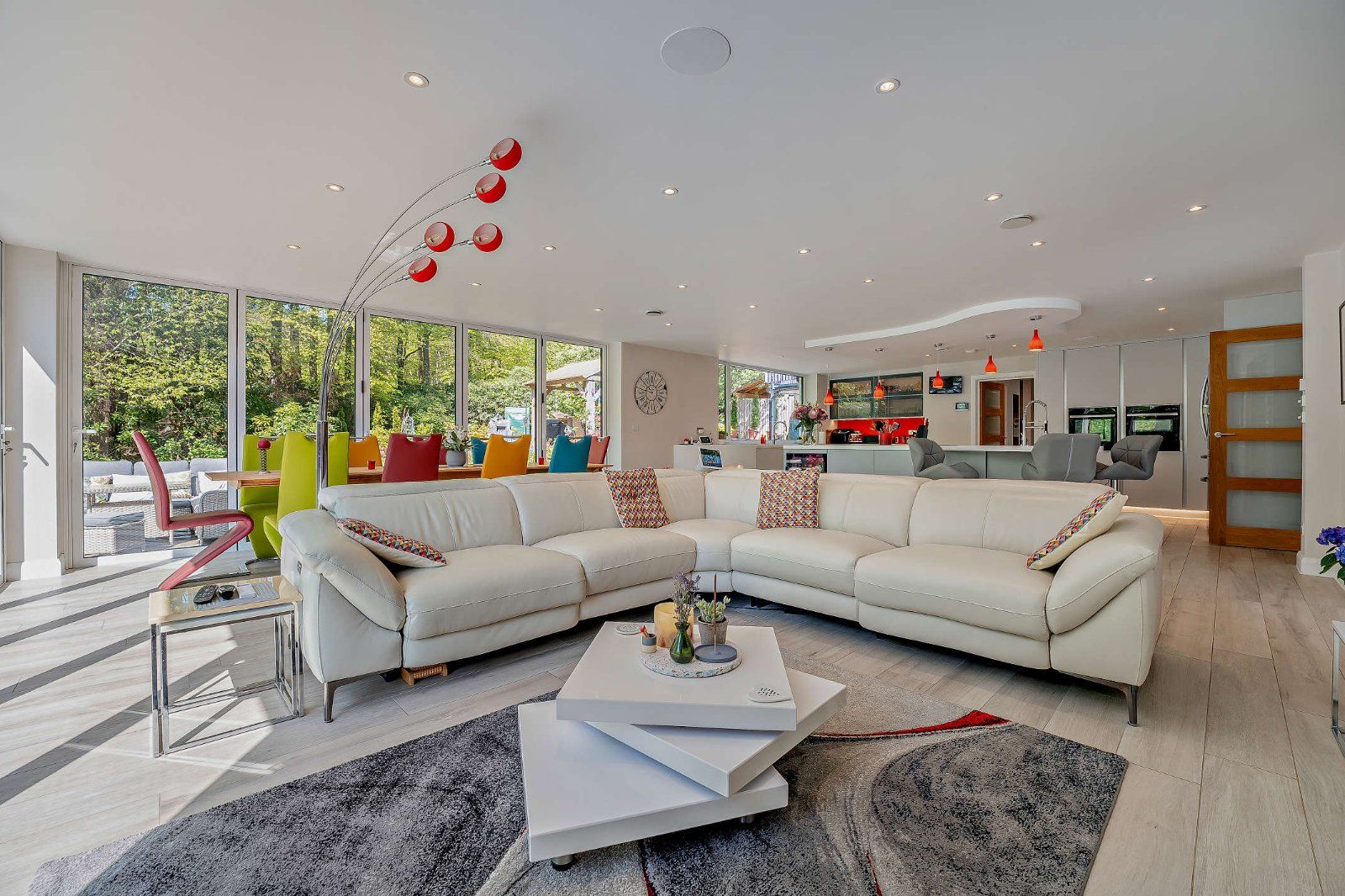 Dining/Kitchen