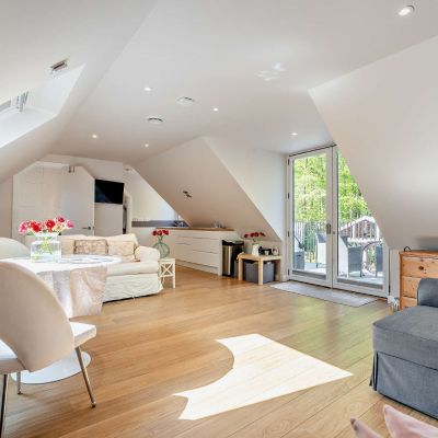 Annexe Sitting