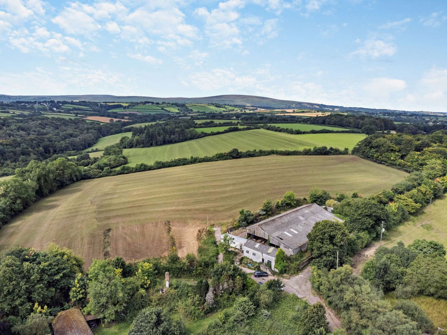 Farmbuildings & Land