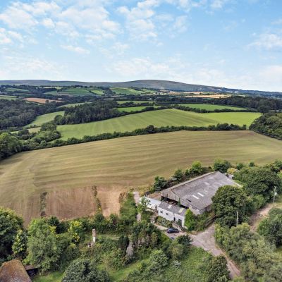 Farmbuildings & Land
