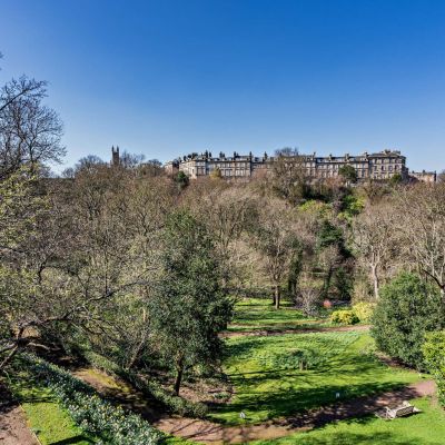 Bank Garden