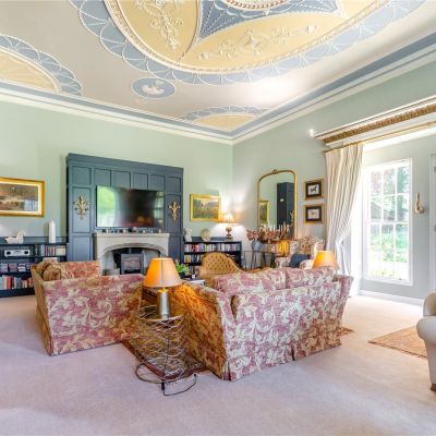 Sitting Area