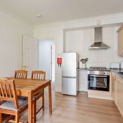 Kitchen/Dining