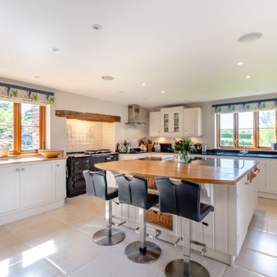 Kitchen/Breakfast Rm