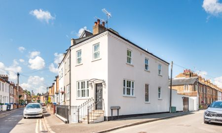 1 Helena Road