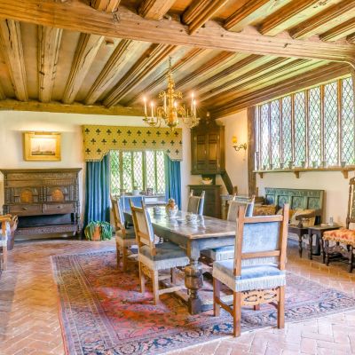 Court Room