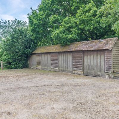 Garage Building
