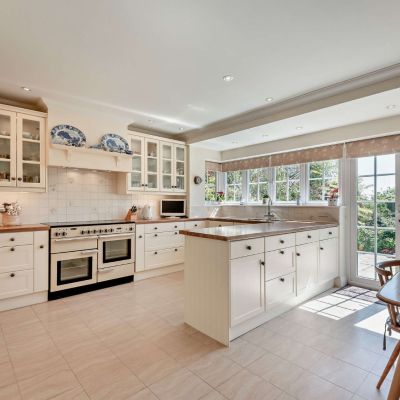 Kitchen/Breakfast