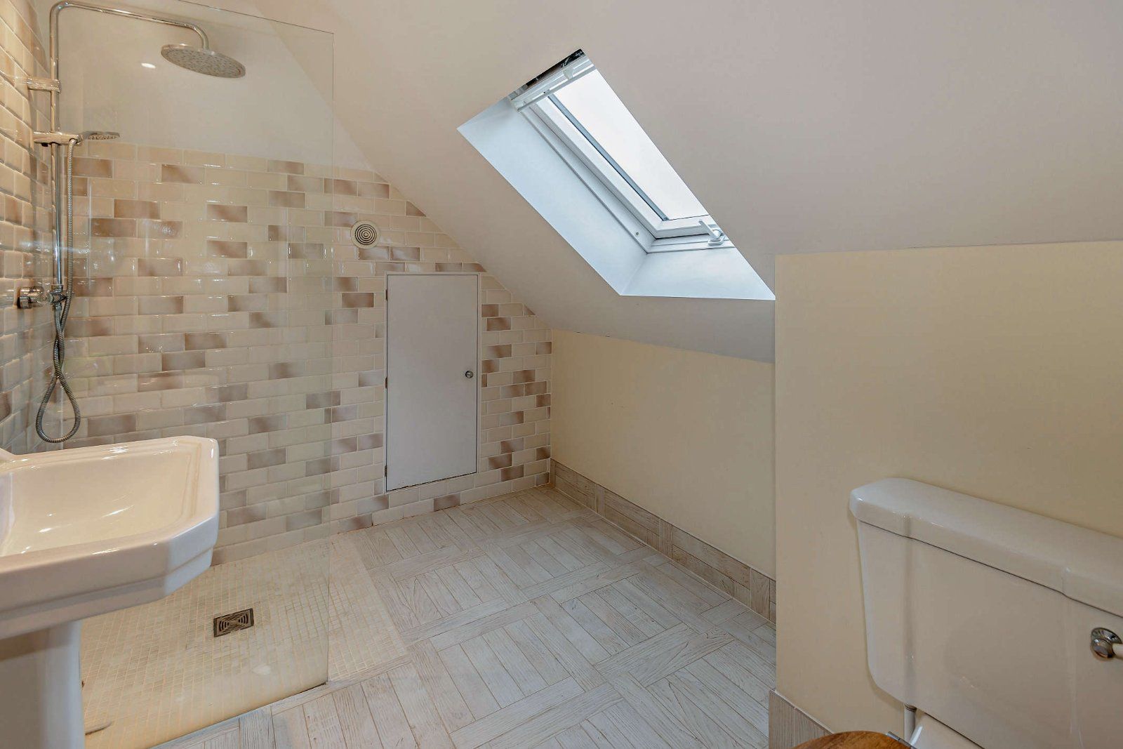 Family Shower Room
