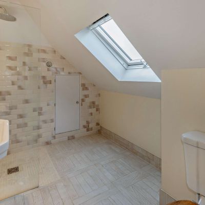 Family Shower Room
