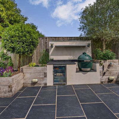 Outdoor Kitchen