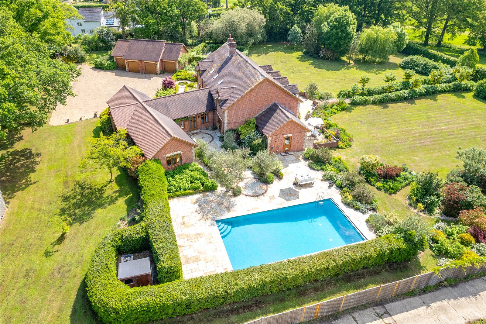 House & Pool