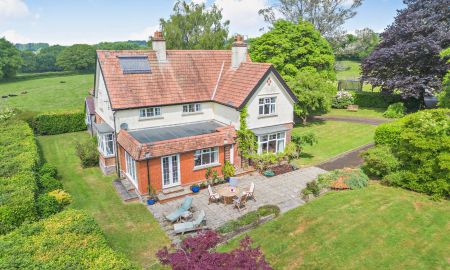 Fosseway House