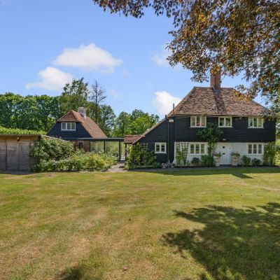 Jull Cottage