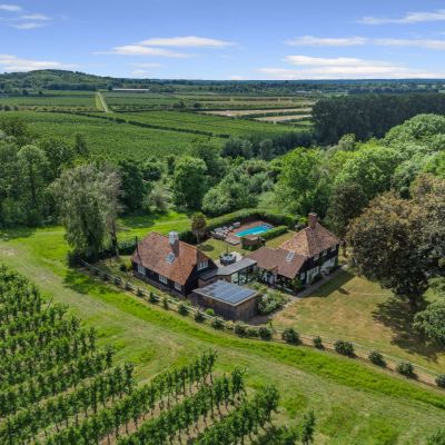 Jull Cottage