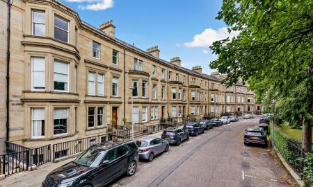 Curved Terrace