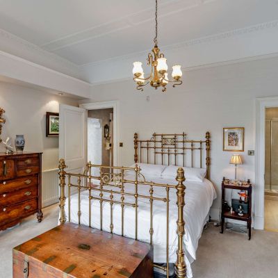 Ensuite Access