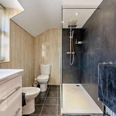 Ensuite