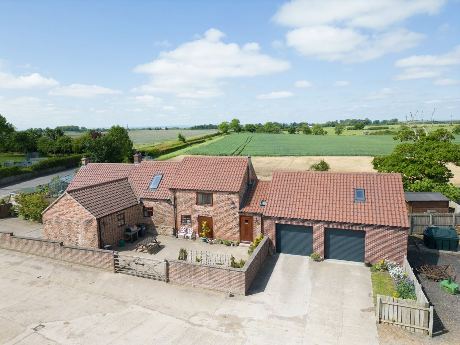 Lot 1