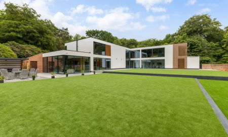 Windlesham, Surrey