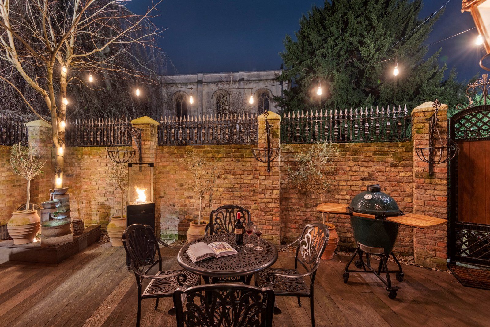 Courtyard Garden