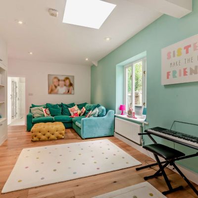 Playroom/Bed 5