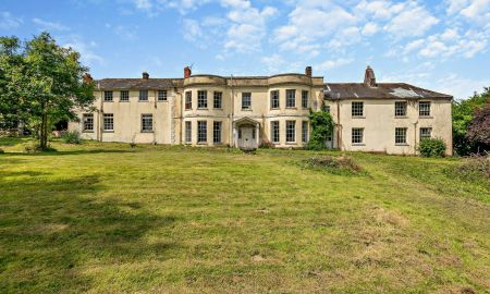 Fuidge Manor