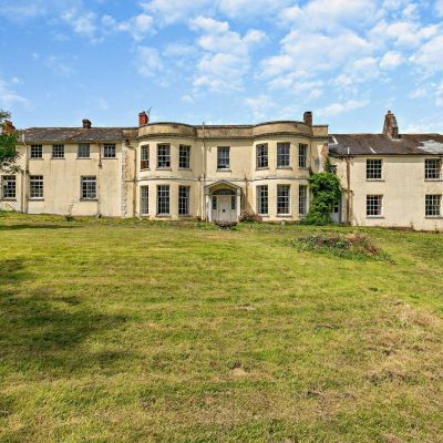 Fuidge Manor