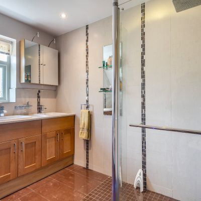 Ensuite Shower Room