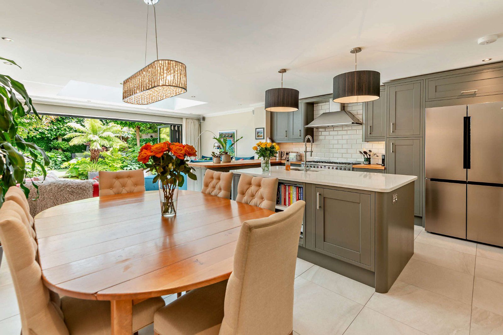 Kitchen/Dining