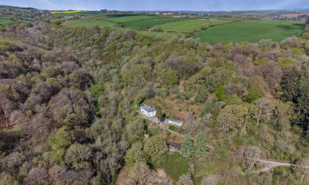 Colvase House