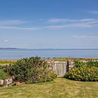 2 Cromarty View