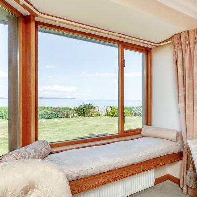 2 Cromarty View