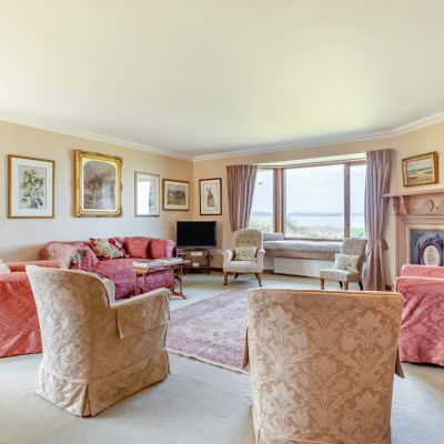 2 Cromarty View