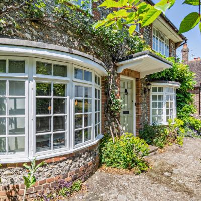 Front Garden W/ Bay