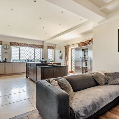 Kitchen/Dining