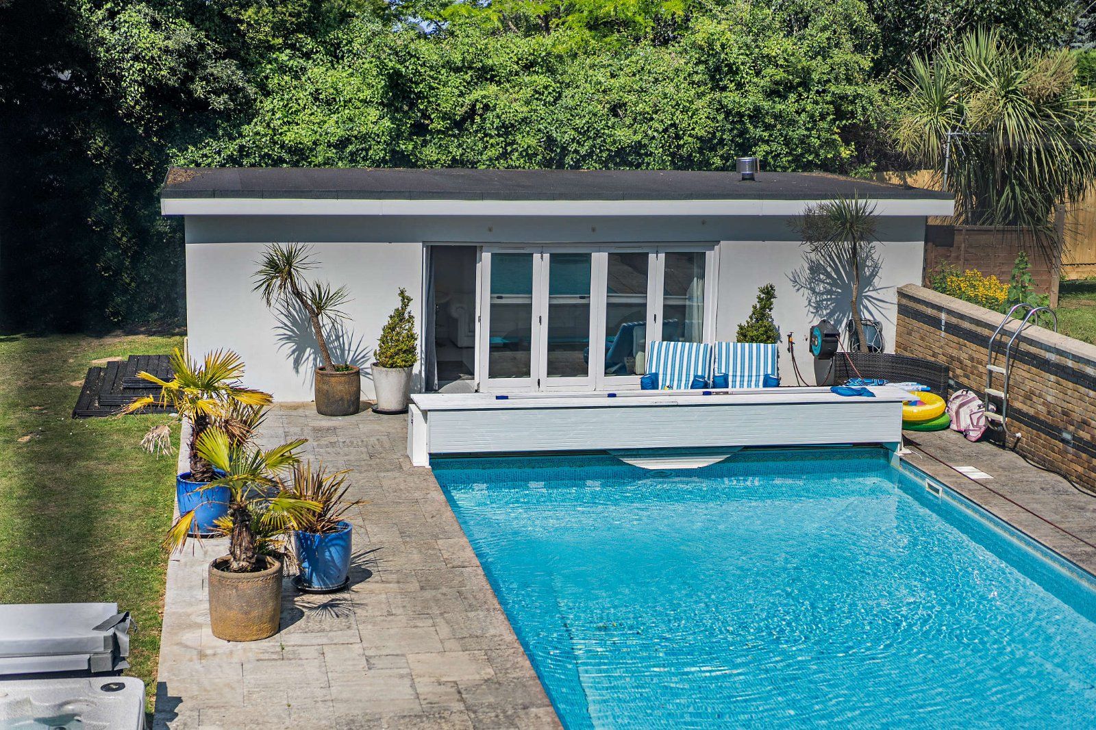 Pool House