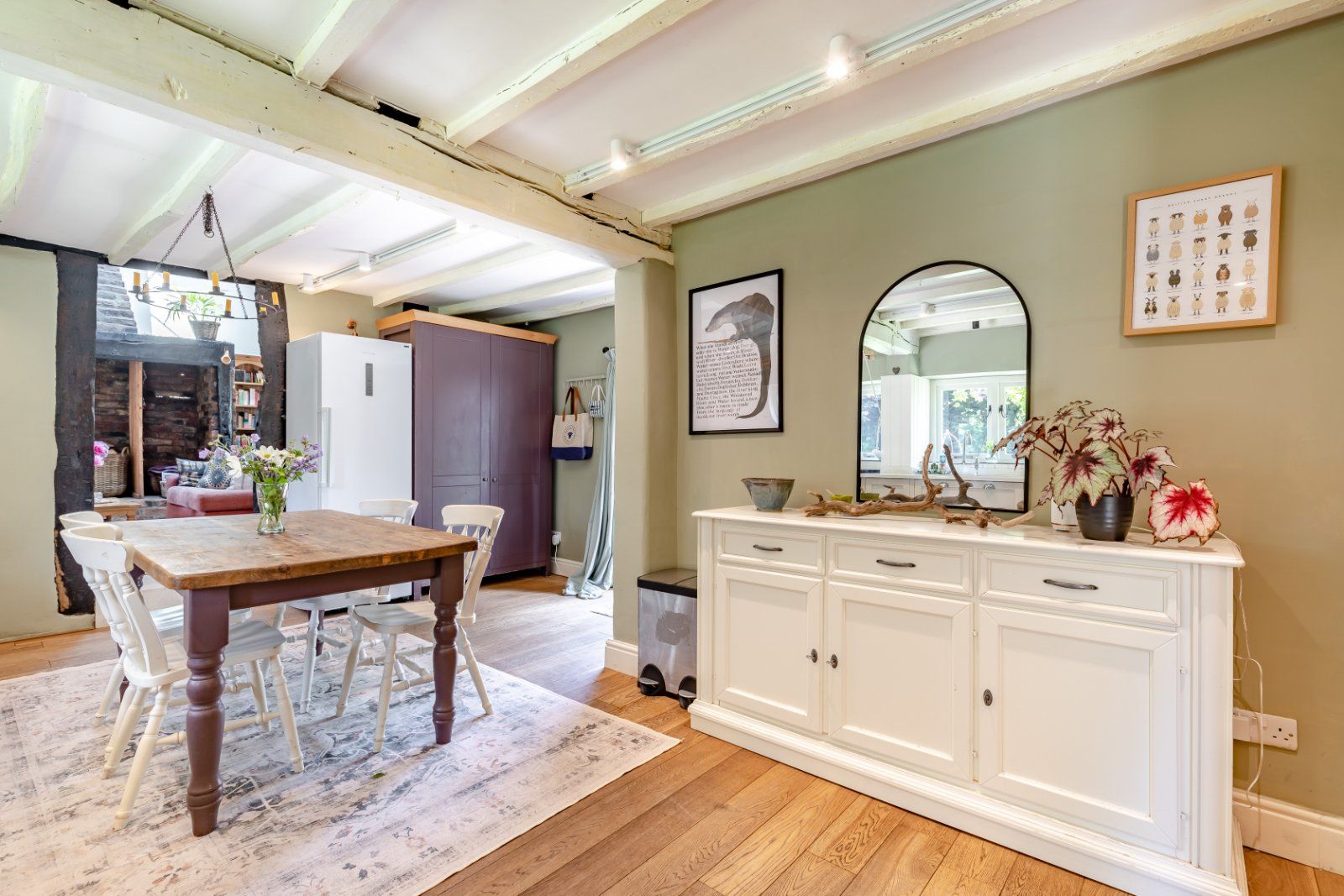 Kitchen/Breakfast