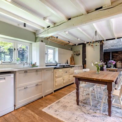 Kitchen/Breakfast