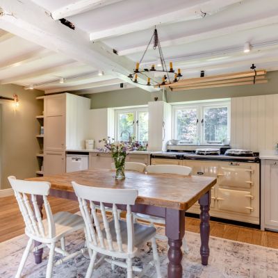 Kitchen/Breakfast