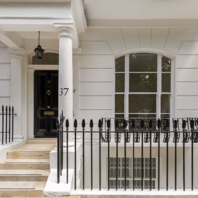 Private Entrance