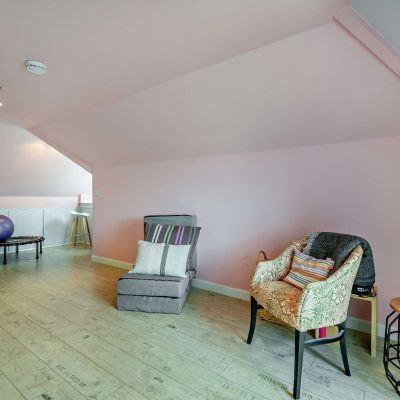 Bedroom 5/Study