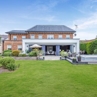 Oriel House