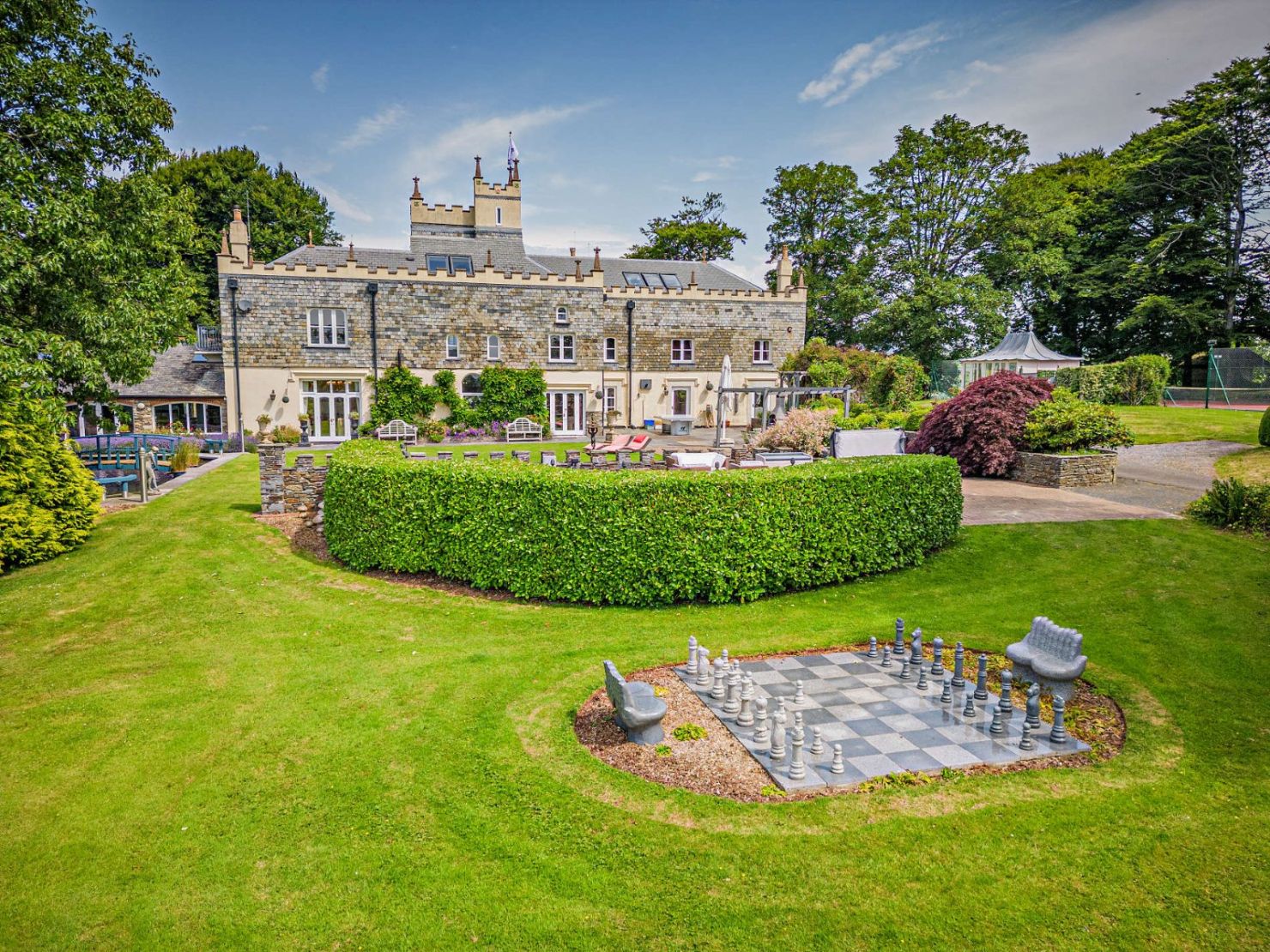Ludbrook Manor