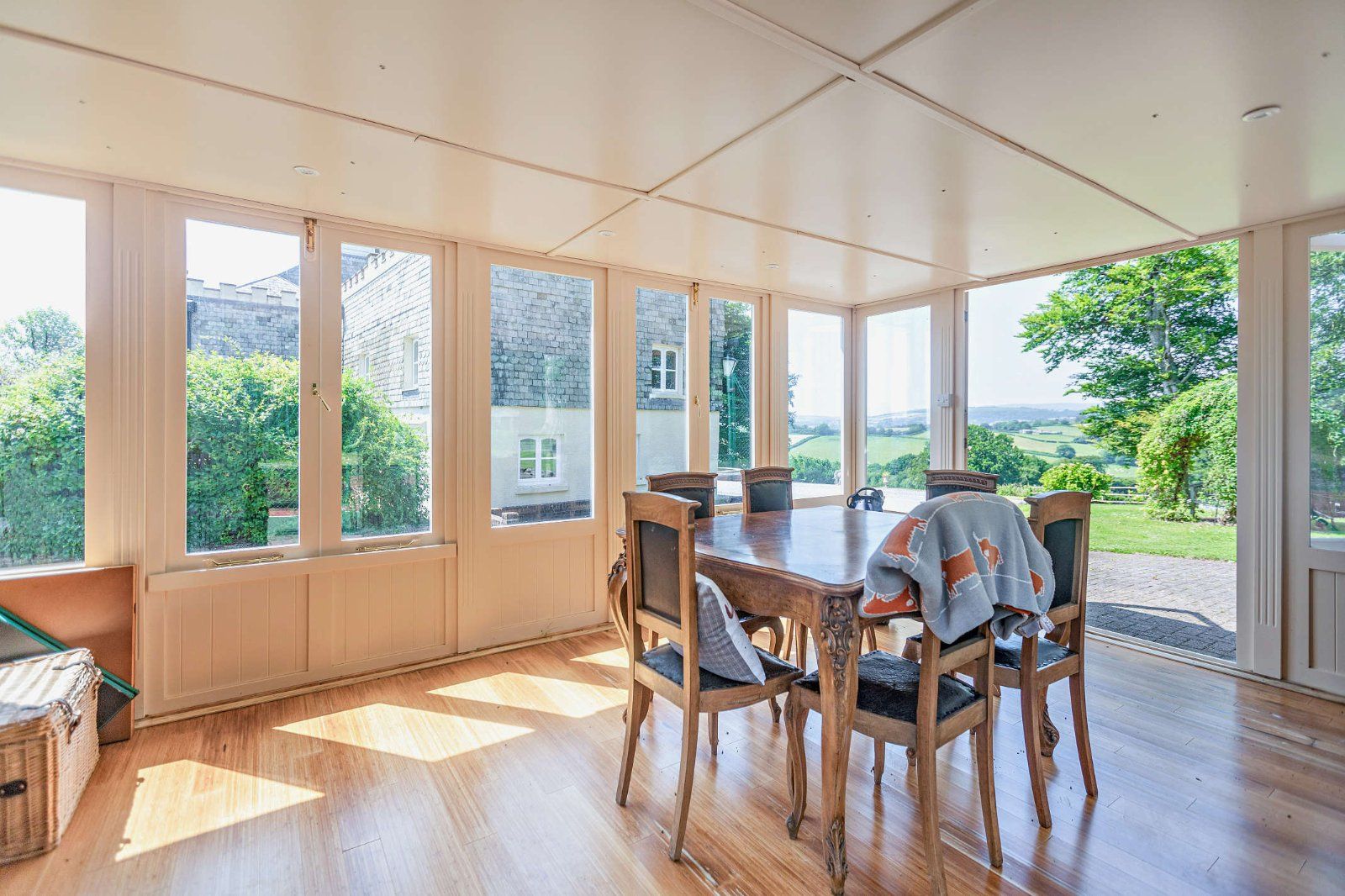 Breakfast Room