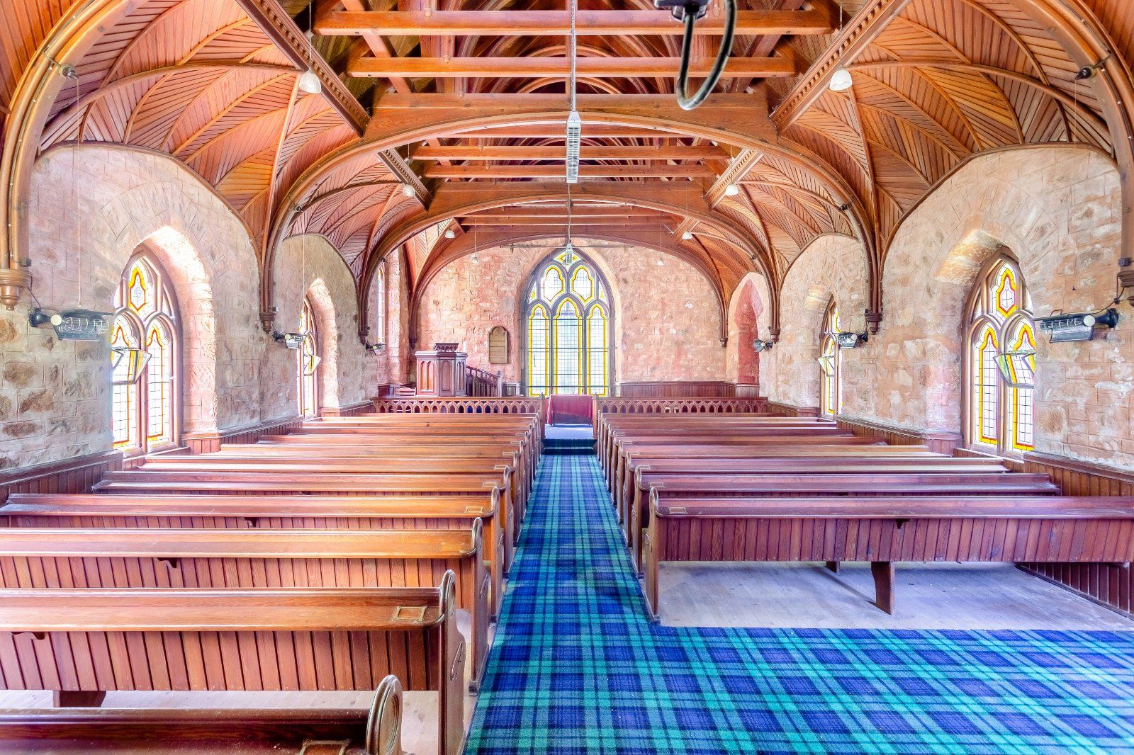 Foyers Church