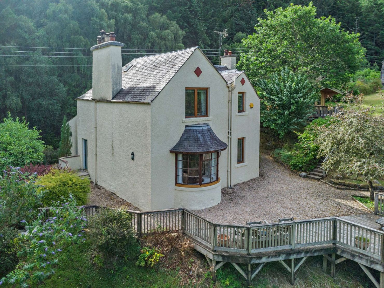 The Manse, Foyers