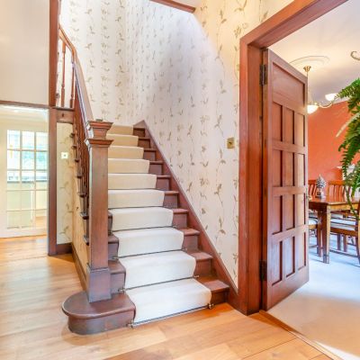 The Manse, Foyers