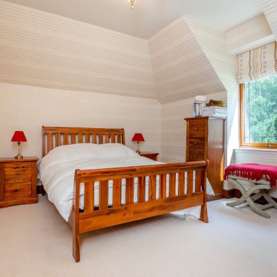 The Manse, Foyers