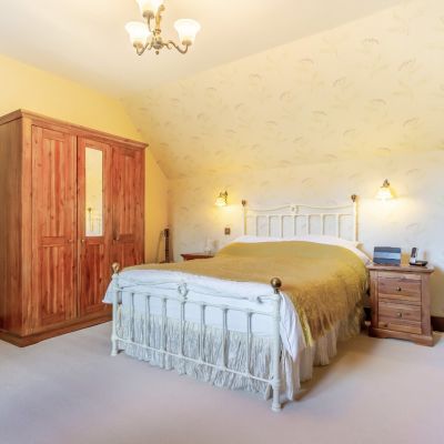 The Manse, Foyers